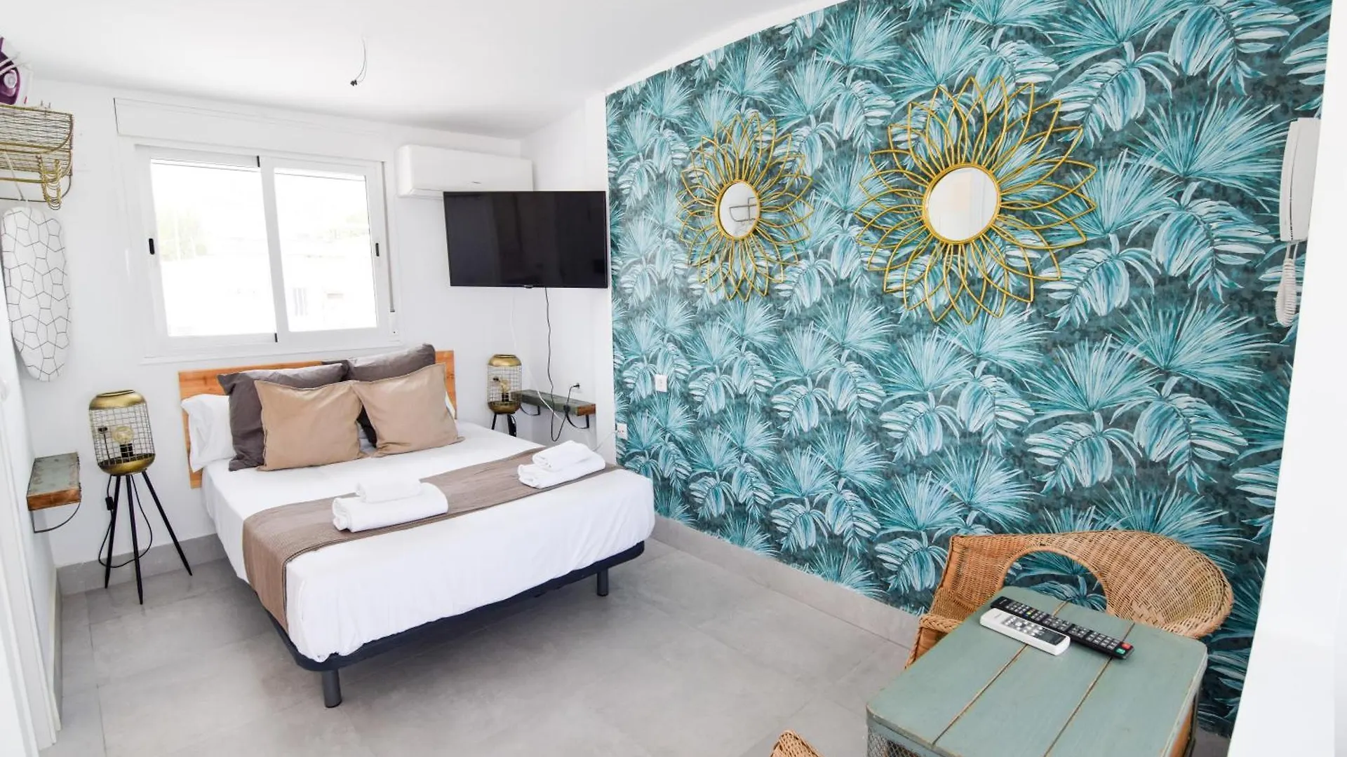 Letmalaga Cremades Seaside Apartment 0*, Malaga Spain